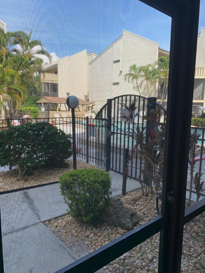 Siesta Key Escape Ground Floor Steps To Heated Pool And Free Trolley Apartment Exterior foto